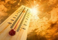 Чтобы не пострадать от аномальной жары, необходимо соблюдать простые правила