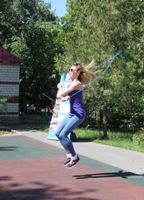 Каждый вторник и четверг жители Саратова могут принять участие  в «уроках здоровья» в Детском парке 