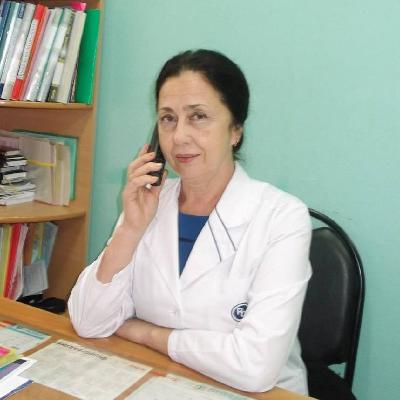 Заведующей женской консультацией городской поликлиники присвоили звание «Заслуженный врач РФ»