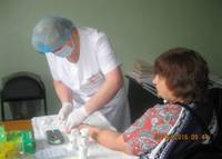Специалисты Балашовской районной больницы провели профилактическую акцию в соседнем Романовском районе
