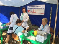 В Балаково специалисты центра медицинской профилактики организовали «Островок здоровья» 