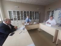 Валерий Радаев обсудил с главврачами вопросы кадров для новой инфекционной больницы